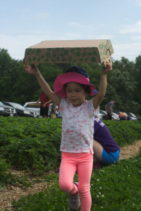 Scarlett carries box 2