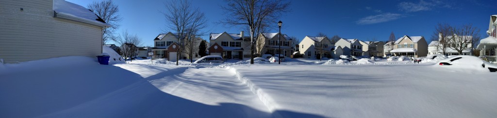 Sunday snow in the neighborhood