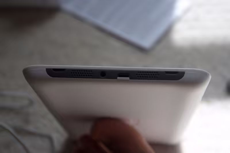 Where the USB cable and headphones plug into the Barnes and Noble Nook
