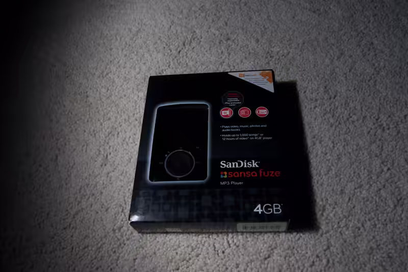 Sandisk Sansa Fuze Box