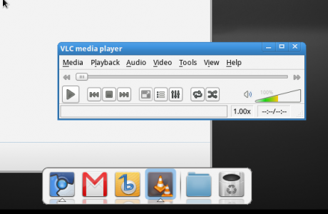 Fuduntu - Chromium and VLC open and VLC has active focus