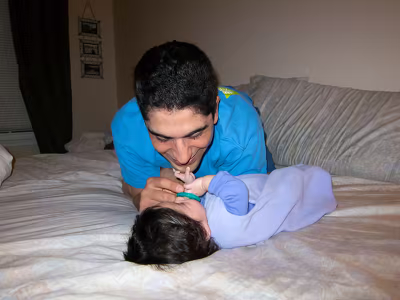 Grabbing Daddys Chin