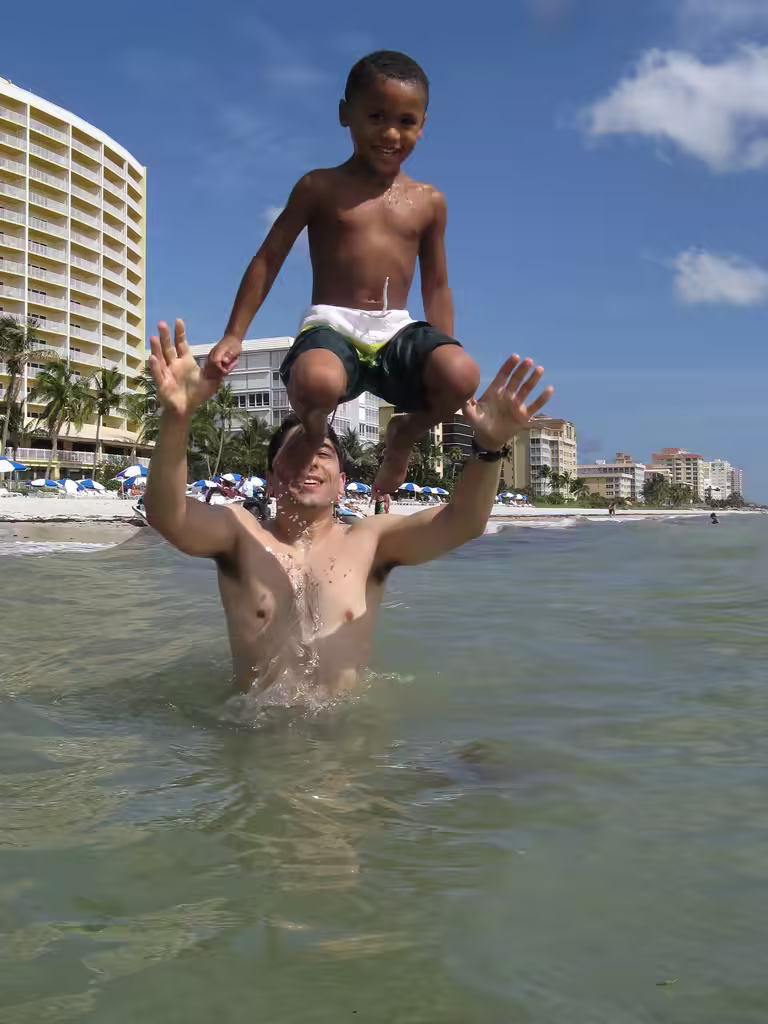 Kenny Jumping off my Shoulders