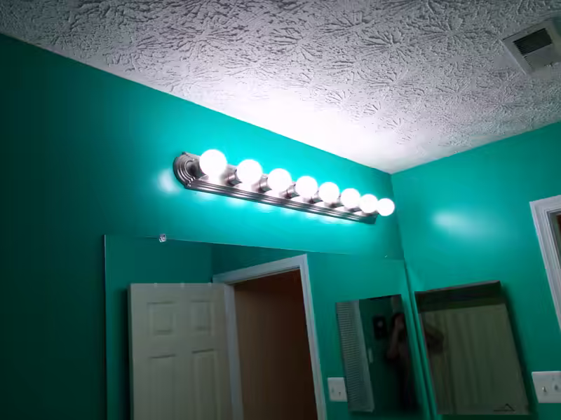 Bathroom New Paint-55