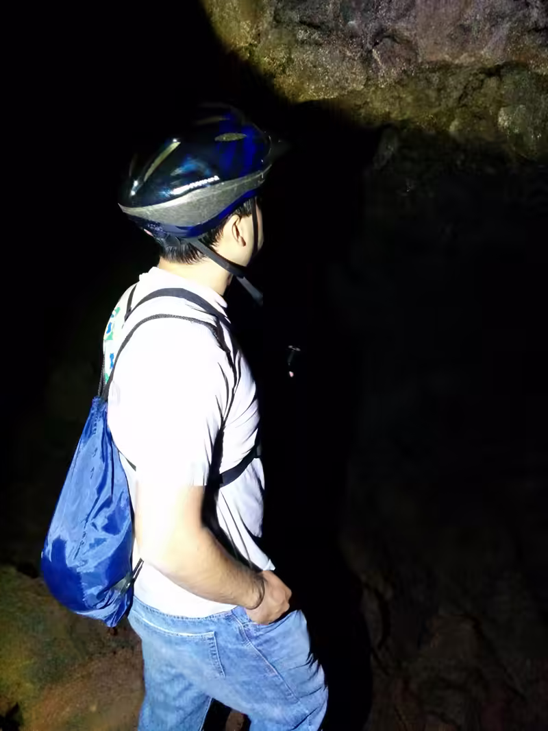 Caving 004