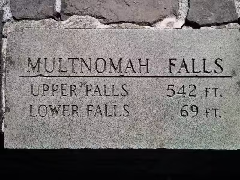 Multnomah Falls 018