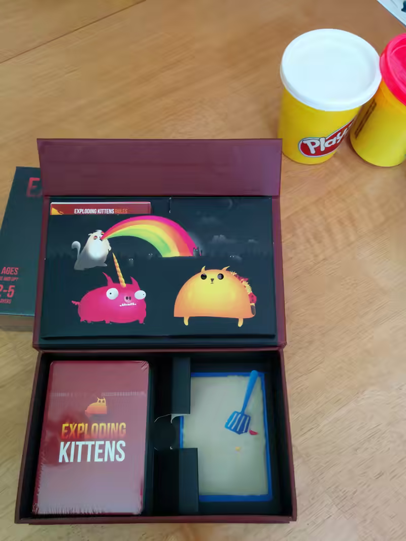 Exploding Kittens 006