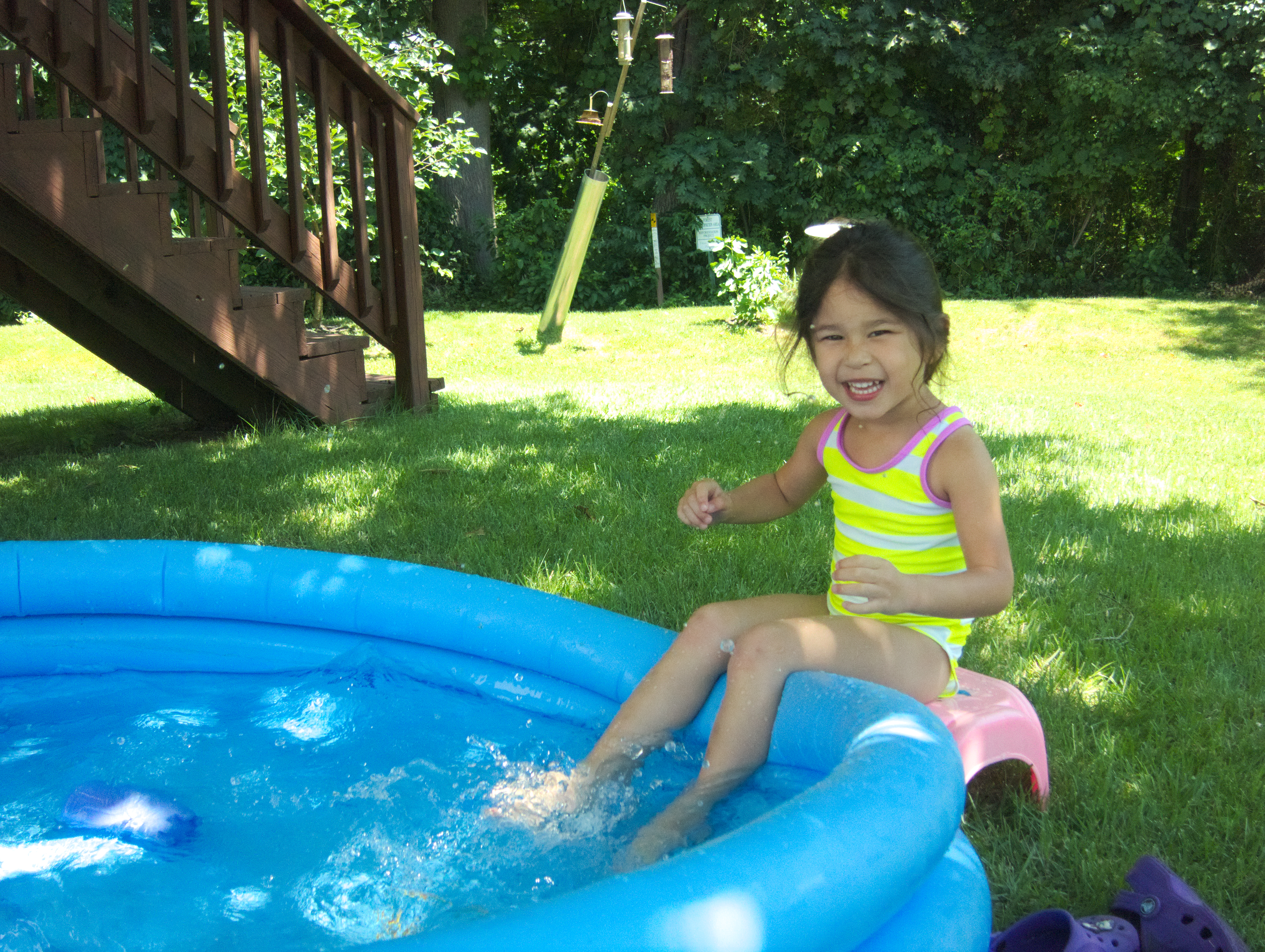 Scarlett Pool 013