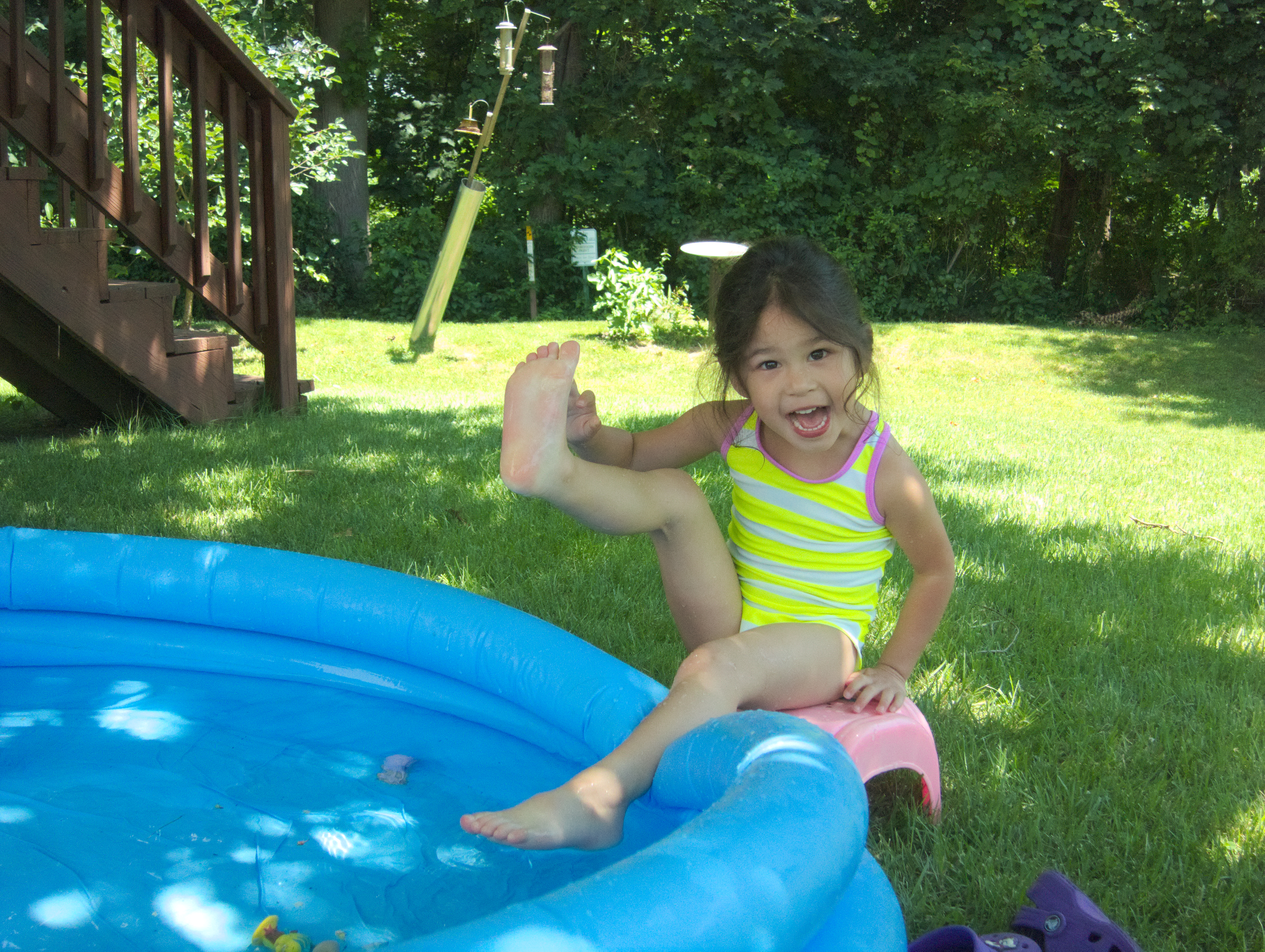 Scarlett Pool 015