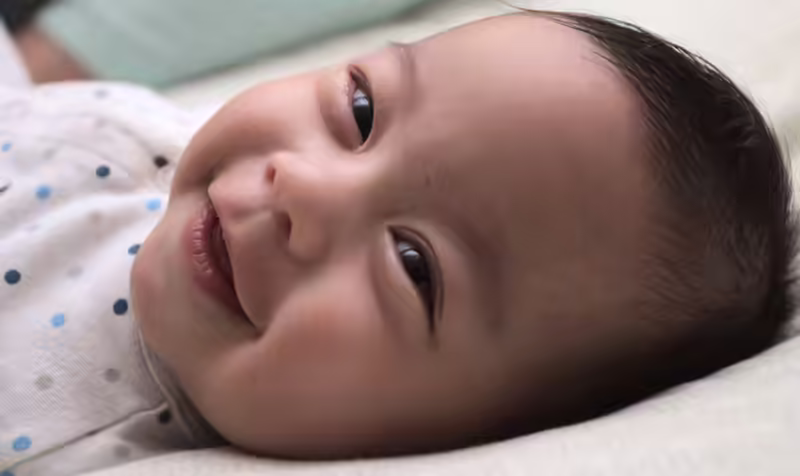 Closeup Twin Portraits - 2016-03-13&ndash;010