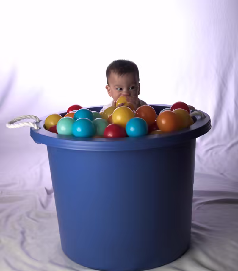 Twins in Purple Bucket - 2016-07-04–046-1