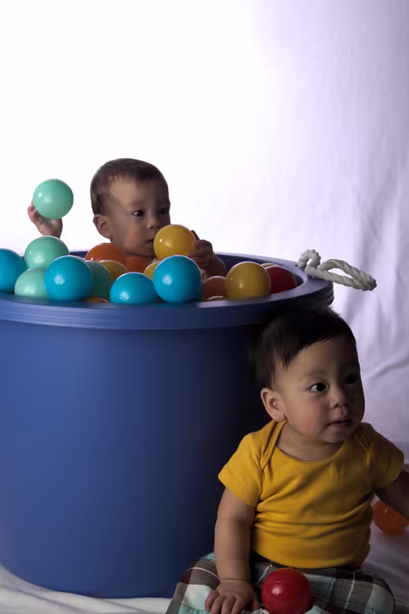 Twins in Purple Bucket - 2016-07-04–055-1