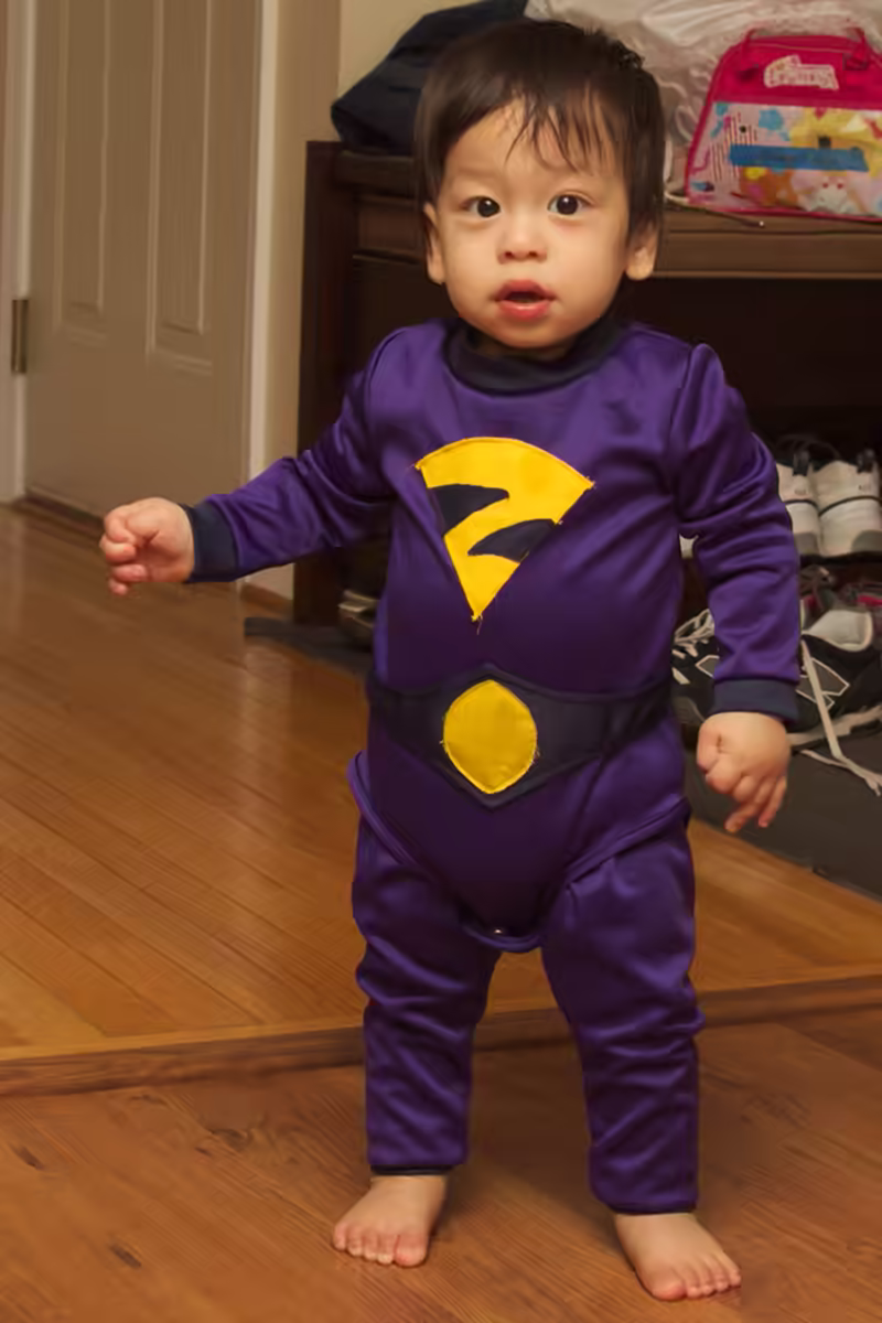 twin-costumes-2016-10-29t121348-012