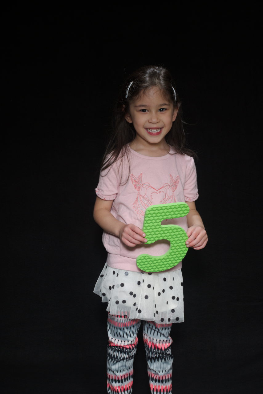 Scarlett 5 yr portrait - 2017-03-02T17:30:47 - 006-1