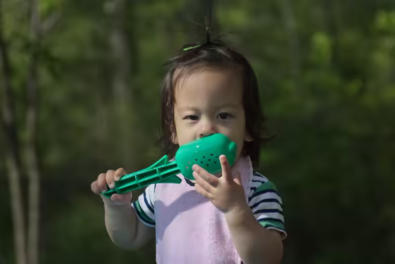 Sam and The water table tool