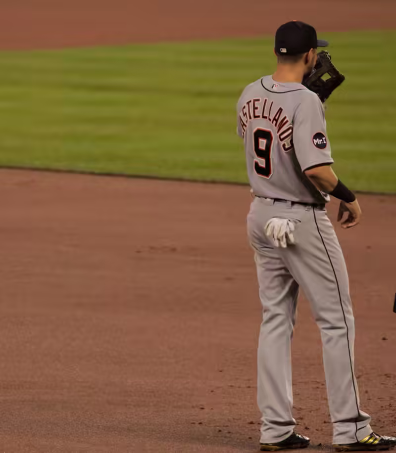 Castellanos in the field
