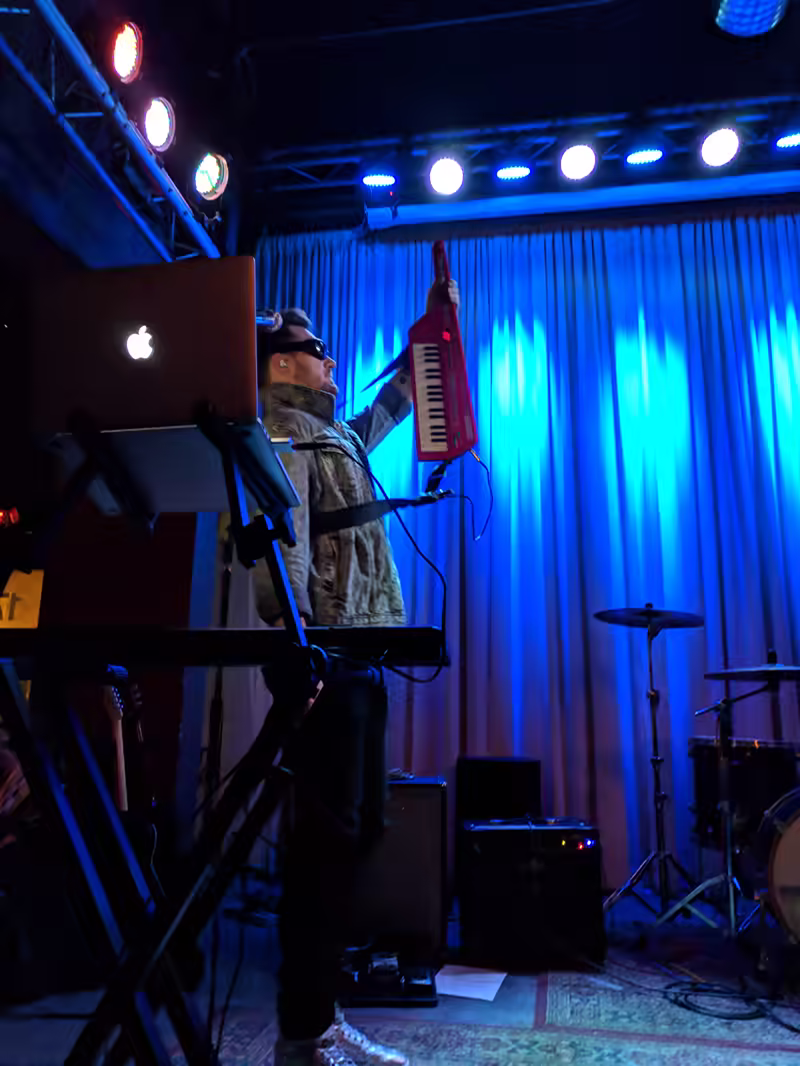 Futourama Concert - 2018-11-17T23:18:53 - 055
